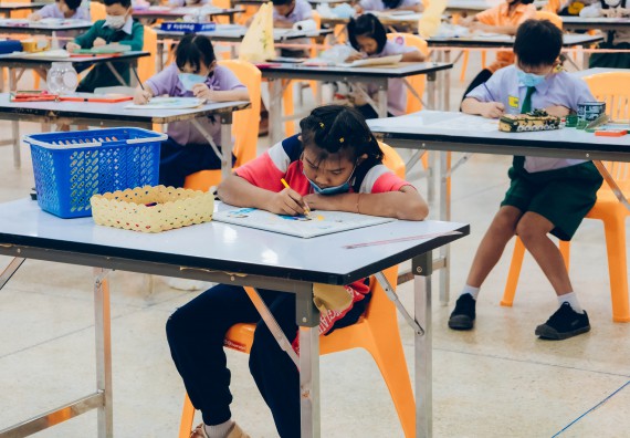 ภาพกิจกรรม  คณะวิทยาศาสตร์และเทคโนโลยี การประกวดภาพวาดจินตนาการทางวิทยาศาสตร์ ระดับประถมศึกษาตอนต้น ประถมศึกษาตอนปลาย มัธยมศึกษาตอนต้น มัธยมศึกษาตอนปลาย งานสัปดาห์วิทยาศาสตร์แห่งชาติ ส่วนภูมิภาค ประจำปี 2566