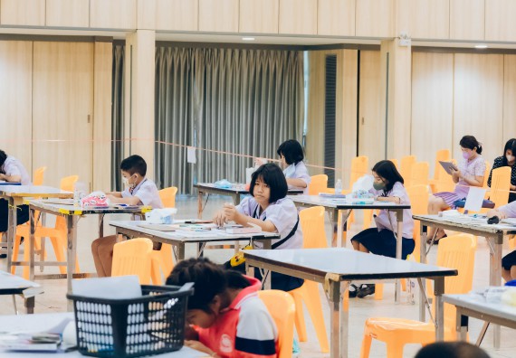 ภาพกิจกรรม  คณะวิทยาศาสตร์และเทคโนโลยี การประกวดภาพวาดจินตนาการทางวิทยาศาสตร์ ระดับประถมศึกษาตอนต้น ประถมศึกษาตอนปลาย มัธยมศึกษาตอนต้น มัธยมศึกษาตอนปลาย งานสัปดาห์วิทยาศาสตร์แห่งชาติ ส่วนภูมิภาค ประจำปี 2566