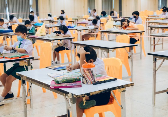 ภาพกิจกรรม  คณะวิทยาศาสตร์และเทคโนโลยี การประกวดภาพวาดจินตนาการทางวิทยาศาสตร์ ระดับประถมศึกษาตอนต้น ประถมศึกษาตอนปลาย มัธยมศึกษาตอนต้น มัธยมศึกษาตอนปลาย งานสัปดาห์วิทยาศาสตร์แห่งชาติ ส่วนภูมิภาค ประจำปี 2566