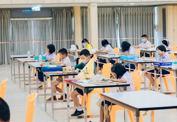 ภาพกิจกรรม  คณะวิทยาศาสตร์และเทคโนโลยี การประกวดภาพวาดจินตนาการทางวิทยาศาสตร์ ระดับประถมศึกษาตอนต้น ประถมศึกษาตอนปลาย มัธยมศึกษาตอนต้น มัธยมศึกษาตอนปลาย งานสัปดาห์วิทยาศาสตร์แห่งชาติ ส่วนภูมิภาค ประจำปี 2566