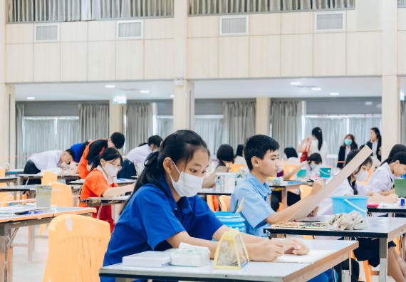 ภาพกิจกรรม  คณะวิทยาศาสตร์และเทคโนโลยี การประกวดภาพวาดจินตนาการทางวิทยาศาสตร์ ระดับประถมศึกษาตอนต้น ประถมศึกษาตอนปลาย มัธยมศึกษาตอนต้น มัธยมศึกษาตอนปลาย งานสัปดาห์วิทยาศาสตร์แห่งชาติ ส่วนภูมิภาค ประจำปี 2566