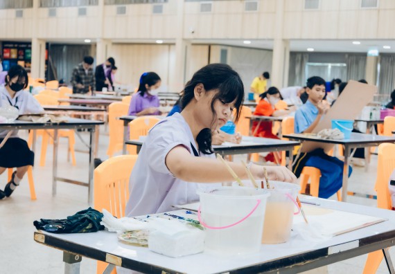 ภาพกิจกรรม  คณะวิทยาศาสตร์และเทคโนโลยี การประกวดภาพวาดจินตนาการทางวิทยาศาสตร์ ระดับประถมศึกษาตอนต้น ประถมศึกษาตอนปลาย มัธยมศึกษาตอนต้น มัธยมศึกษาตอนปลาย งานสัปดาห์วิทยาศาสตร์แห่งชาติ ส่วนภูมิภาค ประจำปี 2566