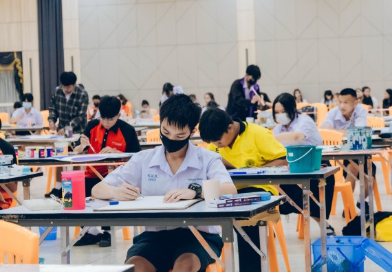 ภาพกิจกรรม  คณะวิทยาศาสตร์และเทคโนโลยี การประกวดภาพวาดจินตนาการทางวิทยาศาสตร์ ระดับประถมศึกษาตอนต้น ประถมศึกษาตอนปลาย มัธยมศึกษาตอนต้น มัธยมศึกษาตอนปลาย งานสัปดาห์วิทยาศาสตร์แห่งชาติ ส่วนภูมิภาค ประจำปี 2566