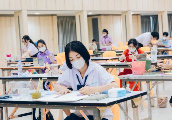 ภาพกิจกรรม  คณะวิทยาศาสตร์และเทคโนโลยี การประกวดภาพวาดจินตนาการทางวิทยาศาสตร์ ระดับประถมศึกษาตอนต้น ประถมศึกษาตอนปลาย มัธยมศึกษาตอนต้น มัธยมศึกษาตอนปลาย งานสัปดาห์วิทยาศาสตร์แห่งชาติ ส่วนภูมิภาค ประจำปี 2566