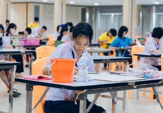 ภาพกิจกรรม  คณะวิทยาศาสตร์และเทคโนโลยี การประกวดภาพวาดจินตนาการทางวิทยาศาสตร์ ระดับประถมศึกษาตอนต้น ประถมศึกษาตอนปลาย มัธยมศึกษาตอนต้น มัธยมศึกษาตอนปลาย งานสัปดาห์วิทยาศาสตร์แห่งชาติ ส่วนภูมิภาค ประจำปี 2566