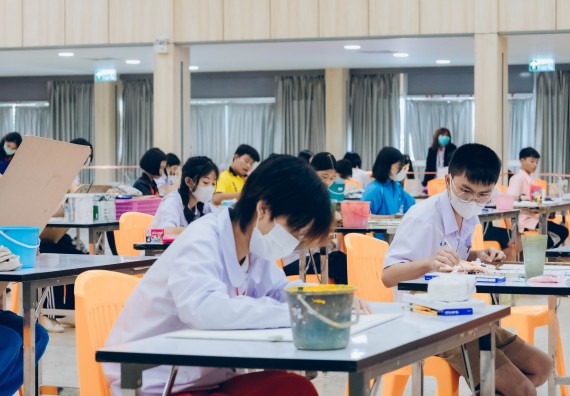 ภาพกิจกรรม  คณะวิทยาศาสตร์และเทคโนโลยี การประกวดภาพวาดจินตนาการทางวิทยาศาสตร์ ระดับประถมศึกษาตอนต้น ประถมศึกษาตอนปลาย มัธยมศึกษาตอนต้น มัธยมศึกษาตอนปลาย งานสัปดาห์วิทยาศาสตร์แห่งชาติ ส่วนภูมิภาค ประจำปี 2566