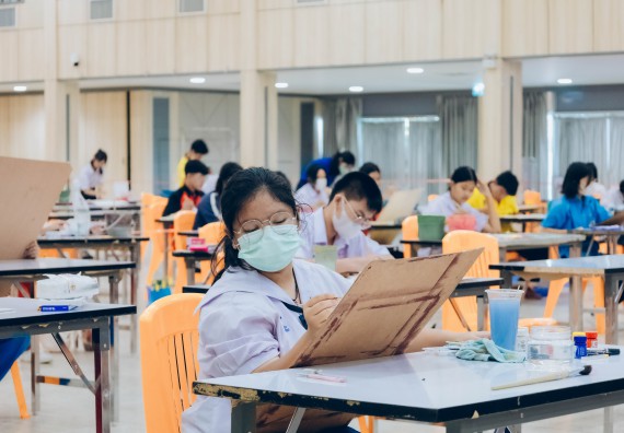 ภาพกิจกรรม  คณะวิทยาศาสตร์และเทคโนโลยี การประกวดภาพวาดจินตนาการทางวิทยาศาสตร์ ระดับประถมศึกษาตอนต้น ประถมศึกษาตอนปลาย มัธยมศึกษาตอนต้น มัธยมศึกษาตอนปลาย งานสัปดาห์วิทยาศาสตร์แห่งชาติ ส่วนภูมิภาค ประจำปี 2566