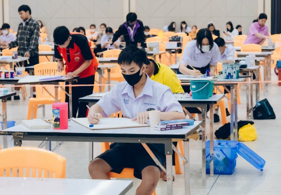 ภาพกิจกรรม  คณะวิทยาศาสตร์และเทคโนโลยี การประกวดภาพวาดจินตนาการทางวิทยาศาสตร์ ระดับประถมศึกษาตอนต้น ประถมศึกษาตอนปลาย มัธยมศึกษาตอนต้น มัธยมศึกษาตอนปลาย งานสัปดาห์วิทยาศาสตร์แห่งชาติ ส่วนภูมิภาค ประจำปี 2566