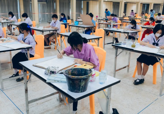 ภาพกิจกรรม  คณะวิทยาศาสตร์และเทคโนโลยี การประกวดภาพวาดจินตนาการทางวิทยาศาสตร์ ระดับประถมศึกษาตอนต้น ประถมศึกษาตอนปลาย มัธยมศึกษาตอนต้น มัธยมศึกษาตอนปลาย งานสัปดาห์วิทยาศาสตร์แห่งชาติ ส่วนภูมิภาค ประจำปี 2566