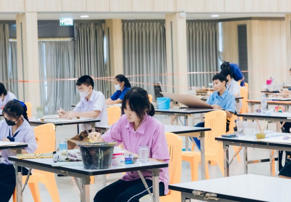 ภาพกิจกรรม  คณะวิทยาศาสตร์และเทคโนโลยี การประกวดภาพวาดจินตนาการทางวิทยาศาสตร์ ระดับประถมศึกษาตอนต้น ประถมศึกษาตอนปลาย มัธยมศึกษาตอนต้น มัธยมศึกษาตอนปลาย งานสัปดาห์วิทยาศาสตร์แห่งชาติ ส่วนภูมิภาค ประจำปี 2566