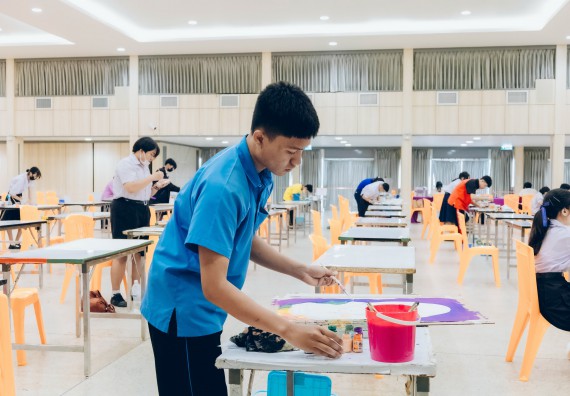 ภาพกิจกรรม  คณะวิทยาศาสตร์และเทคโนโลยี การประกวดภาพวาดจินตนาการทางวิทยาศาสตร์ ระดับประถมศึกษาตอนต้น ประถมศึกษาตอนปลาย มัธยมศึกษาตอนต้น มัธยมศึกษาตอนปลาย งานสัปดาห์วิทยาศาสตร์แห่งชาติ ส่วนภูมิภาค ประจำปี 2566