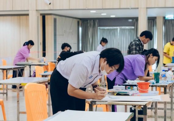 ภาพกิจกรรม  คณะวิทยาศาสตร์และเทคโนโลยี การประกวดภาพวาดจินตนาการทางวิทยาศาสตร์ ระดับประถมศึกษาตอนต้น ประถมศึกษาตอนปลาย มัธยมศึกษาตอนต้น มัธยมศึกษาตอนปลาย งานสัปดาห์วิทยาศาสตร์แห่งชาติ ส่วนภูมิภาค ประจำปี 2566