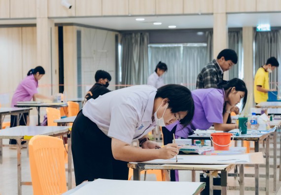 ภาพกิจกรรม  คณะวิทยาศาสตร์และเทคโนโลยี การประกวดภาพวาดจินตนาการทางวิทยาศาสตร์ ระดับประถมศึกษาตอนต้น ประถมศึกษาตอนปลาย มัธยมศึกษาตอนต้น มัธยมศึกษาตอนปลาย งานสัปดาห์วิทยาศาสตร์แห่งชาติ ส่วนภูมิภาค ประจำปี 2566