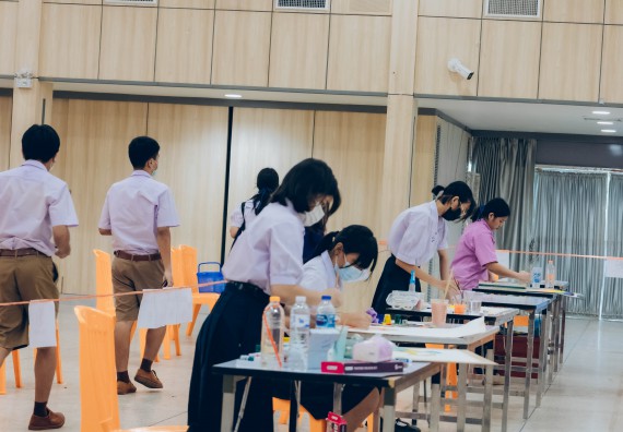 ภาพกิจกรรม  คณะวิทยาศาสตร์และเทคโนโลยี การประกวดภาพวาดจินตนาการทางวิทยาศาสตร์ ระดับประถมศึกษาตอนต้น ประถมศึกษาตอนปลาย มัธยมศึกษาตอนต้น มัธยมศึกษาตอนปลาย งานสัปดาห์วิทยาศาสตร์แห่งชาติ ส่วนภูมิภาค ประจำปี 2566