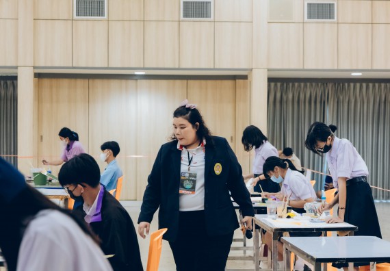 ภาพกิจกรรม  คณะวิทยาศาสตร์และเทคโนโลยี การประกวดภาพวาดจินตนาการทางวิทยาศาสตร์ ระดับประถมศึกษาตอนต้น ประถมศึกษาตอนปลาย มัธยมศึกษาตอนต้น มัธยมศึกษาตอนปลาย งานสัปดาห์วิทยาศาสตร์แห่งชาติ ส่วนภูมิภาค ประจำปี 2566