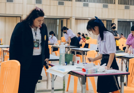 ภาพกิจกรรม  คณะวิทยาศาสตร์และเทคโนโลยี การประกวดภาพวาดจินตนาการทางวิทยาศาสตร์ ระดับประถมศึกษาตอนต้น ประถมศึกษาตอนปลาย มัธยมศึกษาตอนต้น มัธยมศึกษาตอนปลาย งานสัปดาห์วิทยาศาสตร์แห่งชาติ ส่วนภูมิภาค ประจำปี 2566