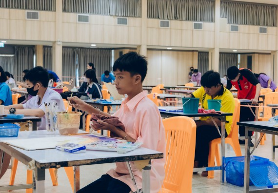 ภาพกิจกรรม  คณะวิทยาศาสตร์และเทคโนโลยี การประกวดภาพวาดจินตนาการทางวิทยาศาสตร์ ระดับประถมศึกษาตอนต้น ประถมศึกษาตอนปลาย มัธยมศึกษาตอนต้น มัธยมศึกษาตอนปลาย งานสัปดาห์วิทยาศาสตร์แห่งชาติ ส่วนภูมิภาค ประจำปี 2566