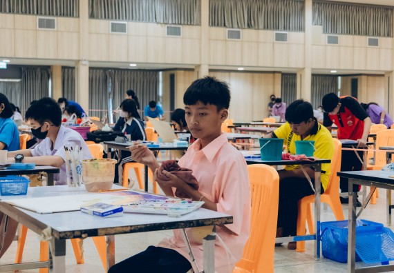 ภาพกิจกรรม  คณะวิทยาศาสตร์และเทคโนโลยี การประกวดภาพวาดจินตนาการทางวิทยาศาสตร์ ระดับประถมศึกษาตอนต้น ประถมศึกษาตอนปลาย มัธยมศึกษาตอนต้น มัธยมศึกษาตอนปลาย งานสัปดาห์วิทยาศาสตร์แห่งชาติ ส่วนภูมิภาค ประจำปี 2566