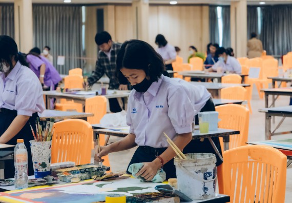 ภาพกิจกรรม  คณะวิทยาศาสตร์และเทคโนโลยี การประกวดภาพวาดจินตนาการทางวิทยาศาสตร์ ระดับประถมศึกษาตอนต้น ประถมศึกษาตอนปลาย มัธยมศึกษาตอนต้น มัธยมศึกษาตอนปลาย งานสัปดาห์วิทยาศาสตร์แห่งชาติ ส่วนภูมิภาค ประจำปี 2566