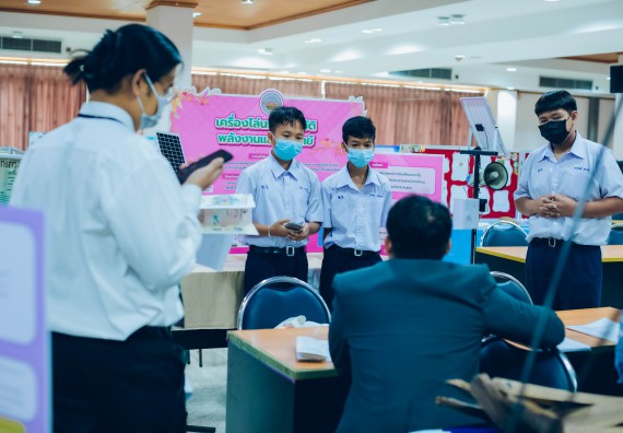 ภาพกิจกรรม  คณะวิทยาศาสตร์และเทคโนโลยี การประกวดโครงงานวิทยาศาสตร์ ระดับมัธยมศึกษาตอนต้น มัธยมศึกษาตอนปลาย งานสัปดาห์วิทยาศาสตร์แห่งชาติ ส่วนภูมิภาค ประจำปี 2566