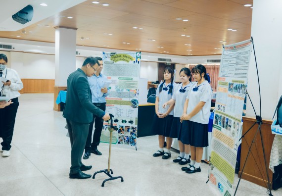 ภาพกิจกรรม  คณะวิทยาศาสตร์และเทคโนโลยี การประกวดโครงงานวิทยาศาสตร์ ระดับมัธยมศึกษาตอนต้น มัธยมศึกษาตอนปลาย งานสัปดาห์วิทยาศาสตร์แห่งชาติ ส่วนภูมิภาค ประจำปี 2566