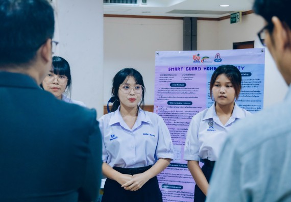 ภาพกิจกรรม  คณะวิทยาศาสตร์และเทคโนโลยี การประกวดโครงงานวิทยาศาสตร์ ระดับมัธยมศึกษาตอนต้น มัธยมศึกษาตอนปลาย งานสัปดาห์วิทยาศาสตร์แห่งชาติ ส่วนภูมิภาค ประจำปี 2566