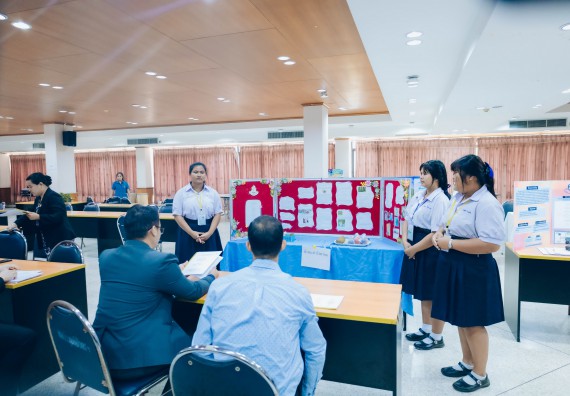 ภาพกิจกรรม  คณะวิทยาศาสตร์และเทคโนโลยี การประกวดโครงงานวิทยาศาสตร์ ระดับมัธยมศึกษาตอนต้น มัธยมศึกษาตอนปลาย งานสัปดาห์วิทยาศาสตร์แห่งชาติ ส่วนภูมิภาค ประจำปี 2566