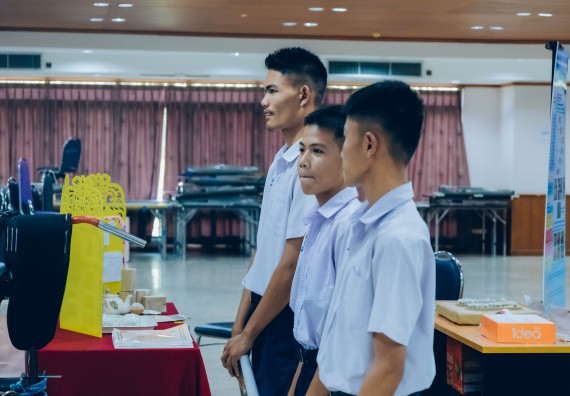 ภาพกิจกรรม  คณะวิทยาศาสตร์และเทคโนโลยี การประกวดโครงงานวิทยาศาสตร์ ระดับมัธยมศึกษาตอนต้น มัธยมศึกษาตอนปลาย งานสัปดาห์วิทยาศาสตร์แห่งชาติ ส่วนภูมิภาค ประจำปี 2566