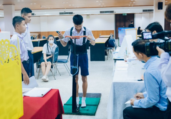 ภาพกิจกรรม  คณะวิทยาศาสตร์และเทคโนโลยี การประกวดโครงงานวิทยาศาสตร์ ระดับมัธยมศึกษาตอนต้น มัธยมศึกษาตอนปลาย งานสัปดาห์วิทยาศาสตร์แห่งชาติ ส่วนภูมิภาค ประจำปี 2566