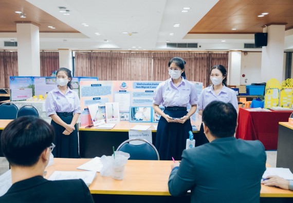 ภาพกิจกรรม  คณะวิทยาศาสตร์และเทคโนโลยี การประกวดโครงงานวิทยาศาสตร์ ระดับมัธยมศึกษาตอนต้น มัธยมศึกษาตอนปลาย งานสัปดาห์วิทยาศาสตร์แห่งชาติ ส่วนภูมิภาค ประจำปี 2566