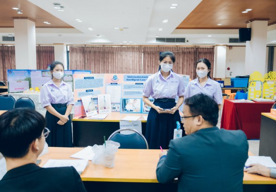 ภาพกิจกรรม  คณะวิทยาศาสตร์และเทคโนโลยี การประกวดโครงงานวิทยาศาสตร์ ระดับมัธยมศึกษาตอนต้น มัธยมศึกษาตอนปลาย งานสัปดาห์วิทยาศาสตร์แห่งชาติ ส่วนภูมิภาค ประจำปี 2566