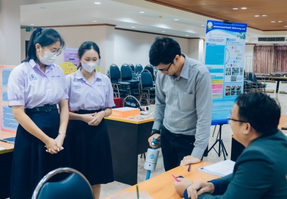 ภาพกิจกรรม  คณะวิทยาศาสตร์และเทคโนโลยี การประกวดโครงงานวิทยาศาสตร์ ระดับมัธยมศึกษาตอนต้น มัธยมศึกษาตอนปลาย งานสัปดาห์วิทยาศาสตร์แห่งชาติ ส่วนภูมิภาค ประจำปี 2566