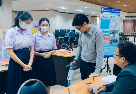 ภาพกิจกรรม  คณะวิทยาศาสตร์และเทคโนโลยี การประกวดโครงงานวิทยาศาสตร์ ระดับมัธยมศึกษาตอนต้น มัธยมศึกษาตอนปลาย งานสัปดาห์วิทยาศาสตร์แห่งชาติ ส่วนภูมิภาค ประจำปี 2566