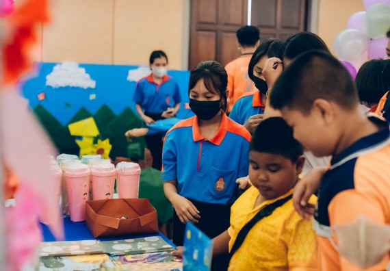 ภาพกิจกรรม  คณะวิทยาศาสตร์และเทคโนโลยี จัดนิทรรศการและกิจกรรมด้านวิทยาศาสตร์ เทคโนโลยีและนวัตกรรม (วทน.)  งานสัปดาห์วิทยาศาสตร์แห่งชาติ ส่วนภูมิภาค ประจำปี 2566
