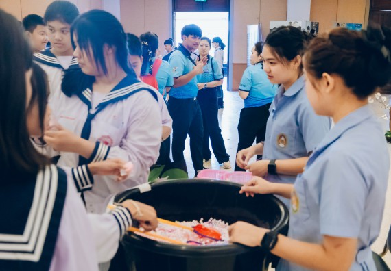 ภาพกิจกรรม  คณะวิทยาศาสตร์และเทคโนโลยี จัดนิทรรศการและกิจกรรมด้านวิทยาศาสตร์ เทคโนโลยีและนวัตกรรม (วทน.)  งานสัปดาห์วิทยาศาสตร์แห่งชาติ ส่วนภูมิภาค ประจำปี 2566