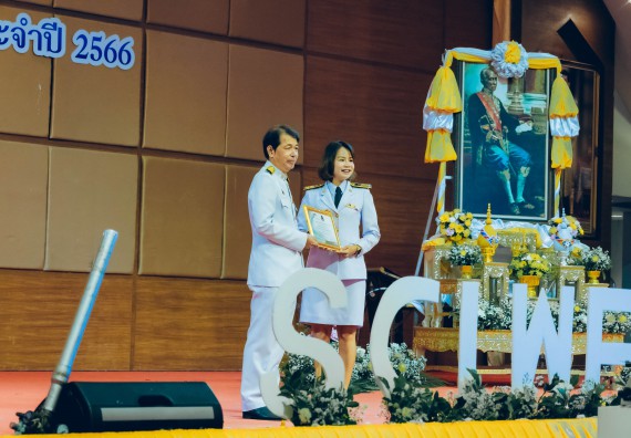 ภาพกิจกรรม  คณะวิทยาศาสตร์และเทคโนโลยี จัดพิธีถวายราชสดุดี พิธีถวายพานพุ่มสักการะและพิธีเปิด งานสัปดาห์วิทยาศาสตร์แห่งชาติ ส่วนภูมิภาค ประจำปี 2566