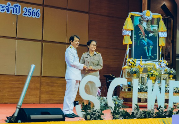 ภาพกิจกรรม  คณะวิทยาศาสตร์และเทคโนโลยี จัดพิธีถวายราชสดุดี พิธีถวายพานพุ่มสักการะและพิธีเปิด งานสัปดาห์วิทยาศาสตร์แห่งชาติ ส่วนภูมิภาค ประจำปี 2566