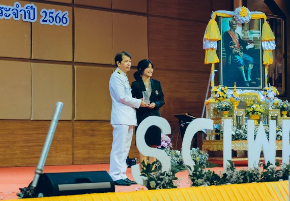 ภาพกิจกรรม  คณะวิทยาศาสตร์และเทคโนโลยี จัดพิธีถวายราชสดุดี พิธีถวายพานพุ่มสักการะและพิธีเปิด งานสัปดาห์วิทยาศาสตร์แห่งชาติ ส่วนภูมิภาค ประจำปี 2566