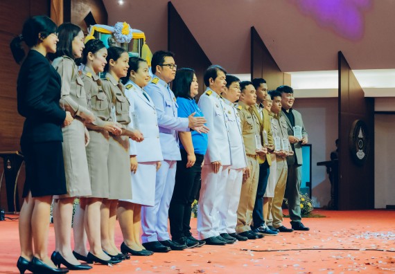 ภาพกิจกรรม  คณะวิทยาศาสตร์และเทคโนโลยี จัดพิธีถวายราชสดุดี พิธีถวายพานพุ่มสักการะและพิธีเปิด งานสัปดาห์วิทยาศาสตร์แห่งชาติ ส่วนภูมิภาค ประจำปี 2566