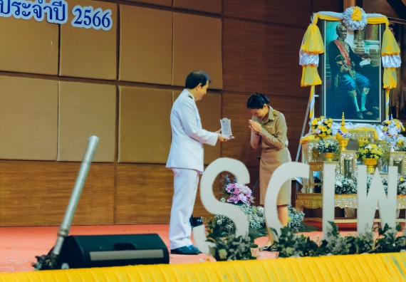 ภาพกิจกรรม  คณะวิทยาศาสตร์และเทคโนโลยี จัดพิธีถวายราชสดุดี พิธีถวายพานพุ่มสักการะและพิธีเปิด งานสัปดาห์วิทยาศาสตร์แห่งชาติ ส่วนภูมิภาค ประจำปี 2566