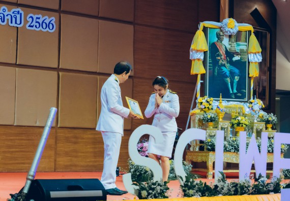 ภาพกิจกรรม  คณะวิทยาศาสตร์และเทคโนโลยี จัดพิธีถวายราชสดุดี พิธีถวายพานพุ่มสักการะและพิธีเปิด งานสัปดาห์วิทยาศาสตร์แห่งชาติ ส่วนภูมิภาค ประจำปี 2566