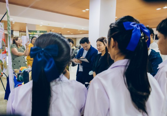 ภาพกิจกรรม  คณะวิทยาศาสตร์และเทคโนโลยี การประกวดนวัตกรรมทางอาหาร ระดับมัธยมศึกษาตอนปลาย งานสัปดาห์วิทยาศาสตร์แห่งชาติ ส่วนภูมิภาค ประจำปี 2566