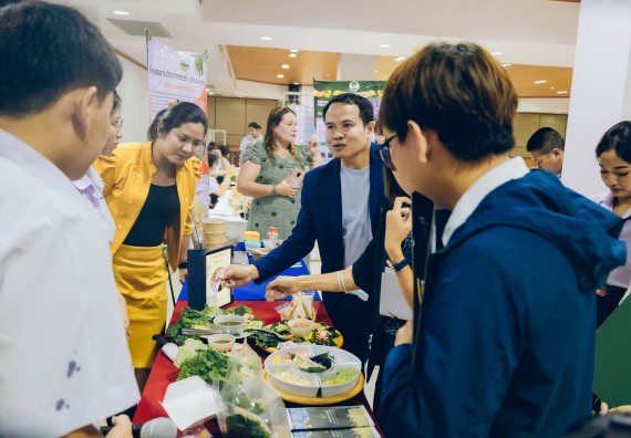 ภาพกิจกรรม  คณะวิทยาศาสตร์และเทคโนโลยี การประกวดนวัตกรรมทางอาหาร ระดับมัธยมศึกษาตอนปลาย งานสัปดาห์วิทยาศาสตร์แห่งชาติ ส่วนภูมิภาค ประจำปี 2566