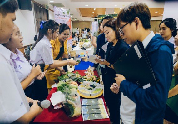 ภาพกิจกรรม  คณะวิทยาศาสตร์และเทคโนโลยี การประกวดนวัตกรรมทางอาหาร ระดับมัธยมศึกษาตอนปลาย งานสัปดาห์วิทยาศาสตร์แห่งชาติ ส่วนภูมิภาค ประจำปี 2566