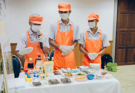 ภาพกิจกรรม  คณะวิทยาศาสตร์และเทคโนโลยี การประกวดนวัตกรรมทางอาหาร ระดับมัธยมศึกษาตอนปลาย งานสัปดาห์วิทยาศาสตร์แห่งชาติ ส่วนภูมิภาค ประจำปี 2566