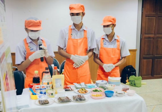 ภาพกิจกรรม  คณะวิทยาศาสตร์และเทคโนโลยี การประกวดนวัตกรรมทางอาหาร ระดับมัธยมศึกษาตอนปลาย งานสัปดาห์วิทยาศาสตร์แห่งชาติ ส่วนภูมิภาค ประจำปี 2566