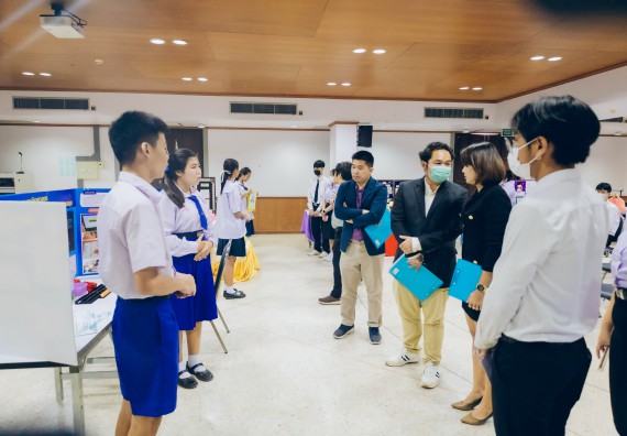 ภาพกิจกรรม  คณะวิทยาศาสตร์และเทคโนโลยี การประกวดโครงงานคณิตศาสตร์ ประเภทคณิตศาสตร์ประยุกต์ ระดับมัธยมศึกษาตอนต้น มัธยมศึกษาตอนปลาย งานสัปดาห์วิทยาศาสตร์แห่งชาติ ส่วนภูมิภาค ประจำปี 2566