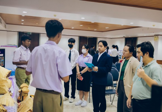 ภาพกิจกรรม  คณะวิทยาศาสตร์และเทคโนโลยี การประกวดโครงงานคณิตศาสตร์ ประเภทคณิตศาสตร์ประยุกต์ ระดับมัธยมศึกษาตอนต้น มัธยมศึกษาตอนปลาย งานสัปดาห์วิทยาศาสตร์แห่งชาติ ส่วนภูมิภาค ประจำปี 2566