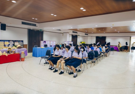 ภาพกิจกรรม  คณะวิทยาศาสตร์และเทคโนโลยี การประกวดโครงงานคณิตศาสตร์ ประเภทคณิตศาสตร์ประยุกต์ ระดับมัธยมศึกษาตอนต้น มัธยมศึกษาตอนปลาย งานสัปดาห์วิทยาศาสตร์แห่งชาติ ส่วนภูมิภาค ประจำปี 2566