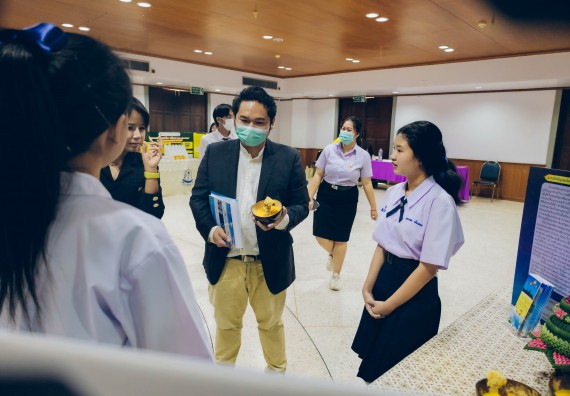 ภาพกิจกรรม  คณะวิทยาศาสตร์และเทคโนโลยี การประกวดโครงงานคณิตศาสตร์ ประเภทคณิตศาสตร์ประยุกต์ ระดับมัธยมศึกษาตอนต้น มัธยมศึกษาตอนปลาย งานสัปดาห์วิทยาศาสตร์แห่งชาติ ส่วนภูมิภาค ประจำปี 2566